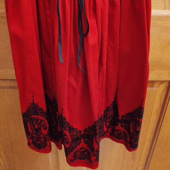 Hot Topic Gothic Dress - Picture 4 of 11